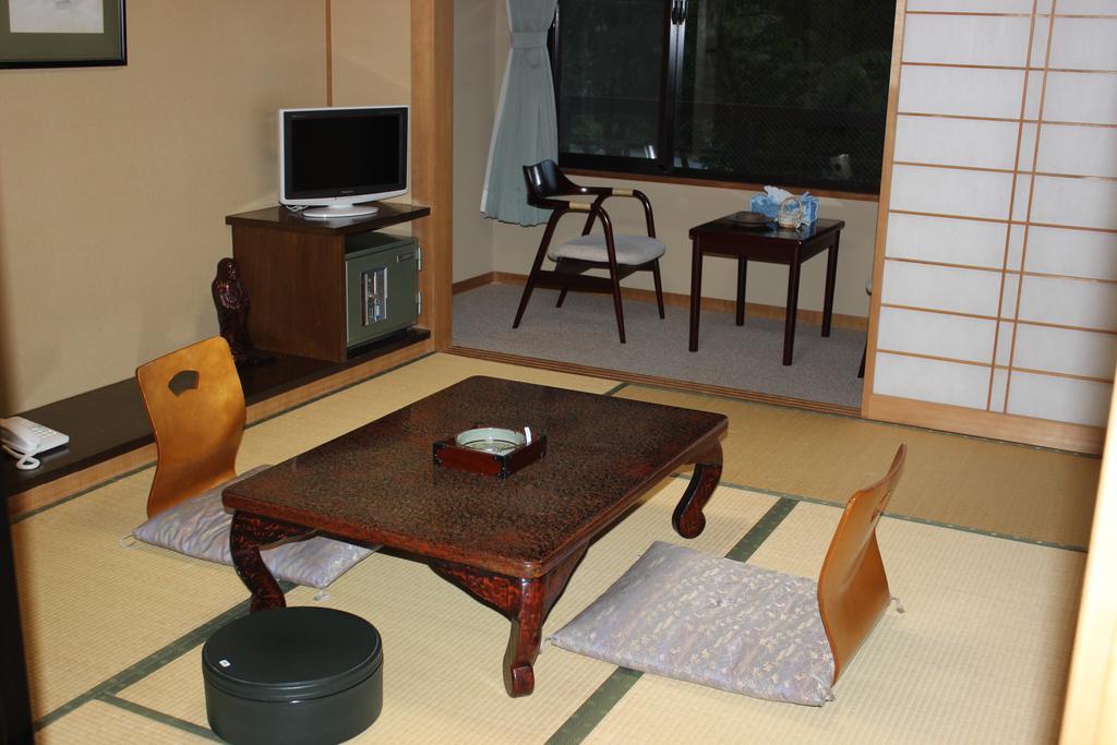 Ryokan Tanaka Takayama  Habitación foto